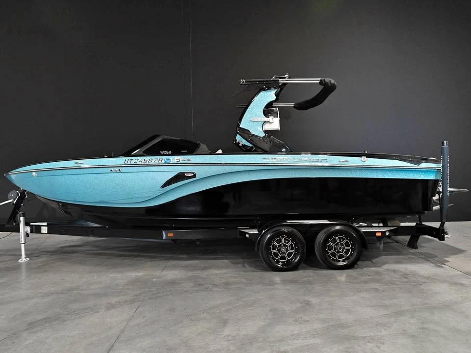 2020 Centurion vi24
