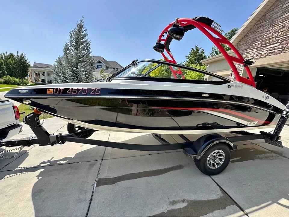 2019 Yamaha AR 195