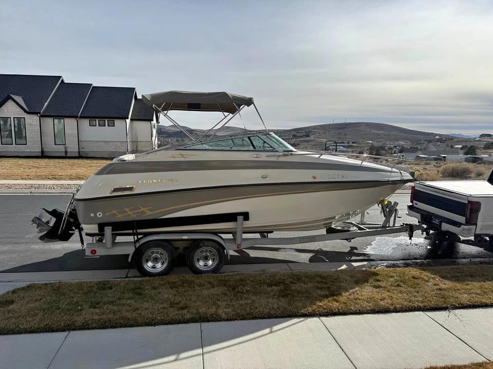 2000 Crownline 250 CR