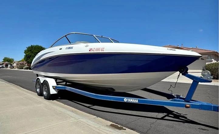 2005 Yamaha SX-230