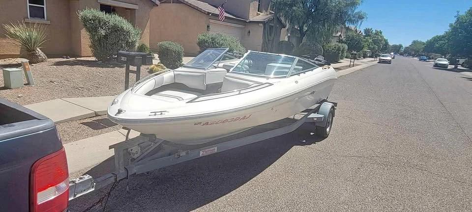 1992 Sea Ray Bayliner 180