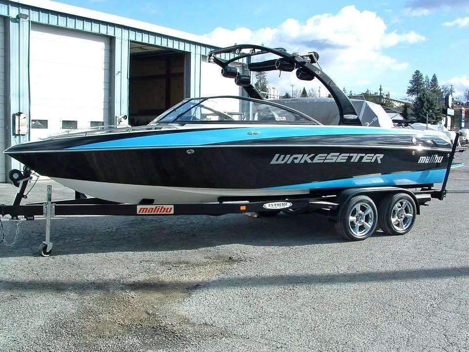 2006 Malibu wakesetter 237 lsv
