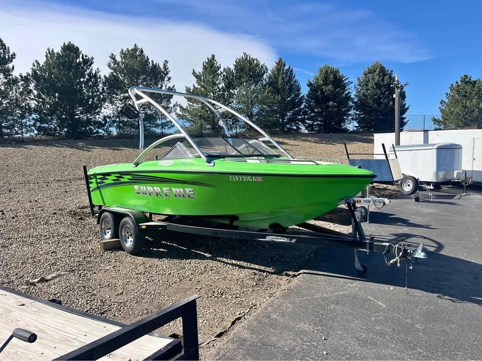 2005 Supreme Sky V208