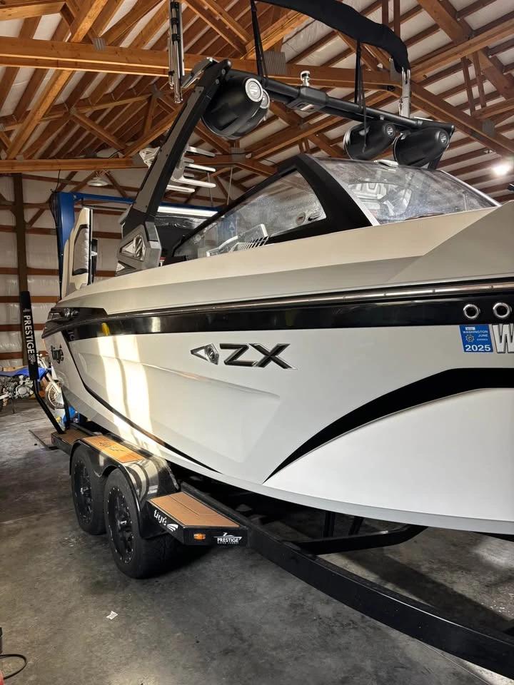 2021 Tige zx23 zx23
