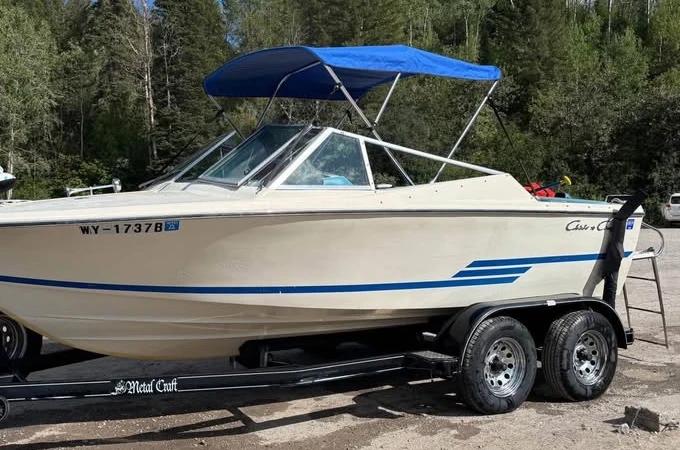 1977 Chris-Craft Lancer