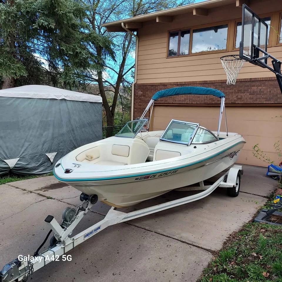 1995 Sea Ray Sundeck 195