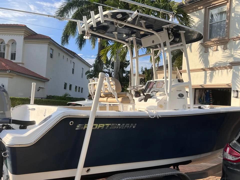 2016 Sportsman 211 Heritage