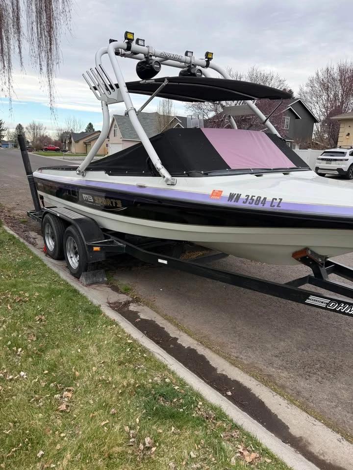 1995 mb sports boss 200