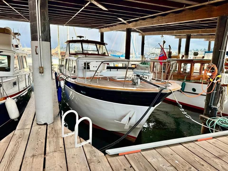 1962 Chris Craft Constellation 45’ Constellation 45