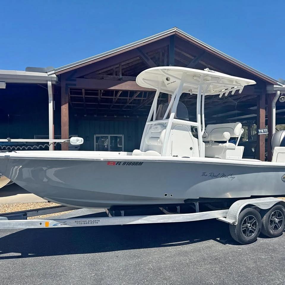 2016 Sea Hunt RZR22