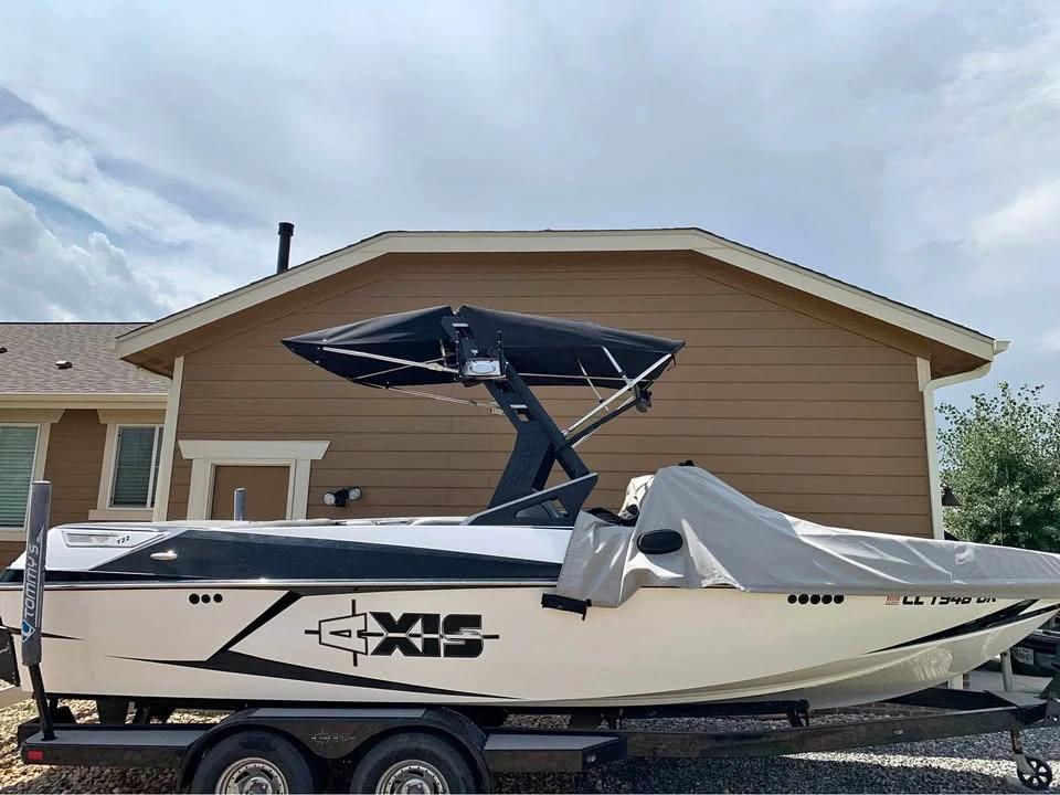 2017 Axis T22