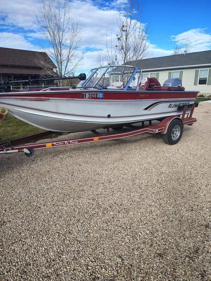 1995 Alumacraft Trophy 170