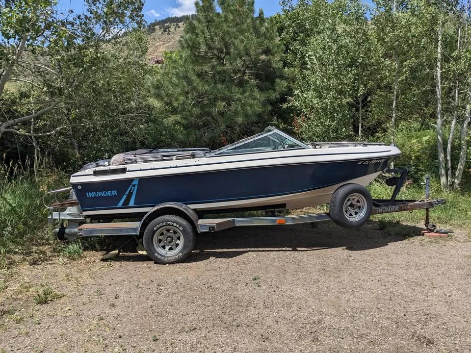 1988 Invader 160 Bowrider