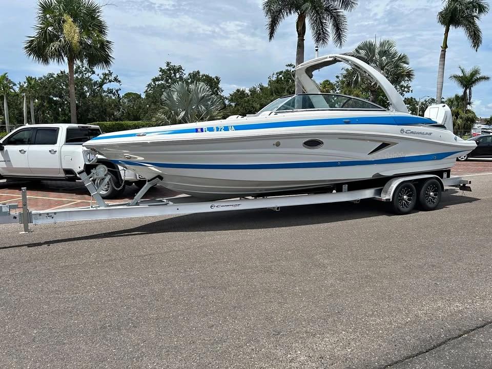 2024 Crownline 290 XSS