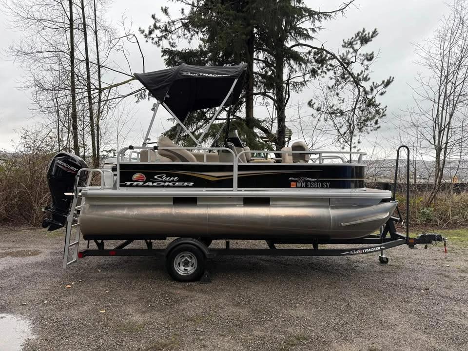 2021 Sun Tracker bass buggy 16 xl