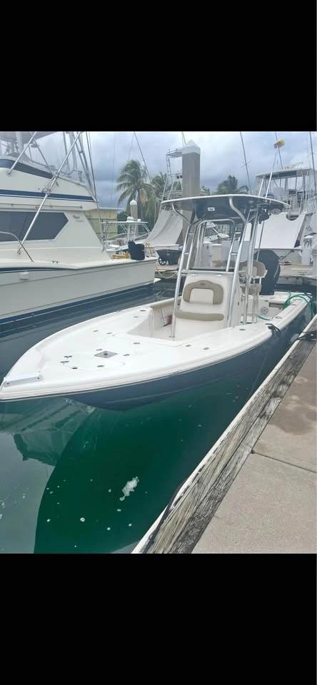 2018 Key West 239 Bay Reef