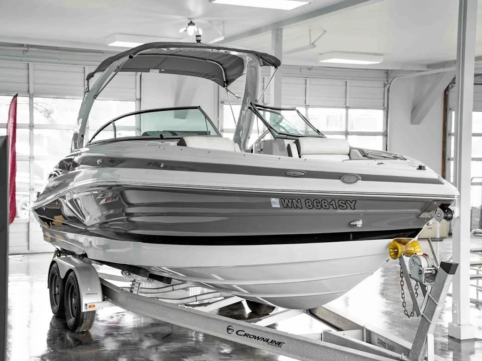 2021 CROWNLINE 280xss 280 XSS