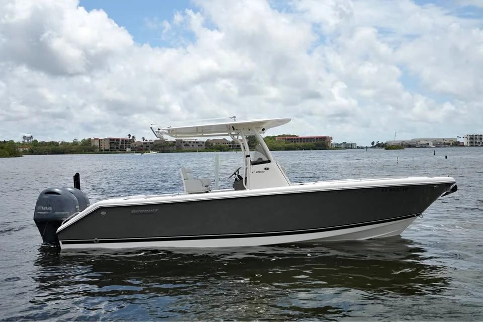 2016 Pursuit C 260 (Center Console)