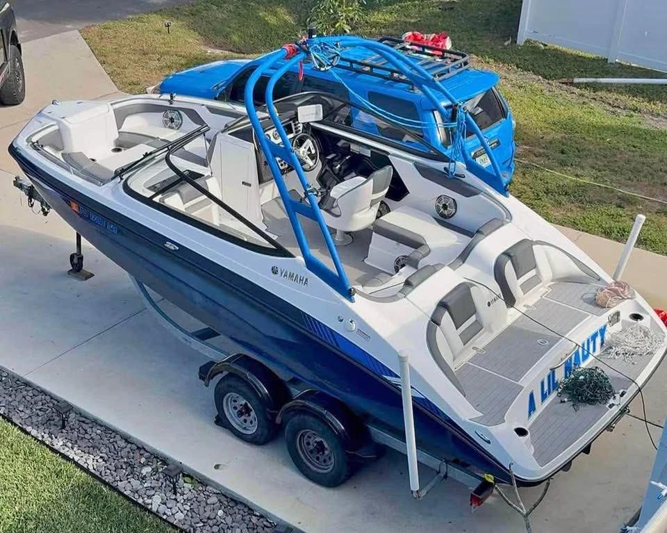 2020 Yamaha AR210
