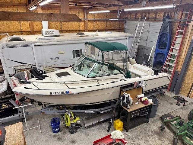 1998 Pursuit 2240 2270 CC