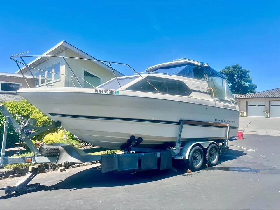 1996 Bayliner 2452 2452 Ciera Classic