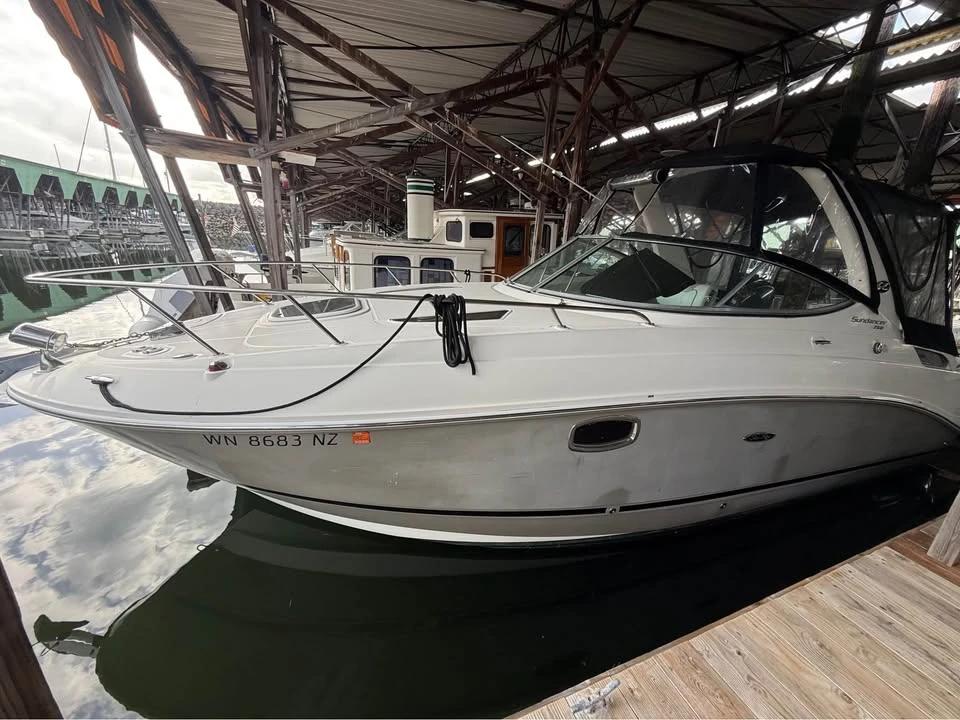 2009 Sea Ray sundancer 250 250 Sundancer