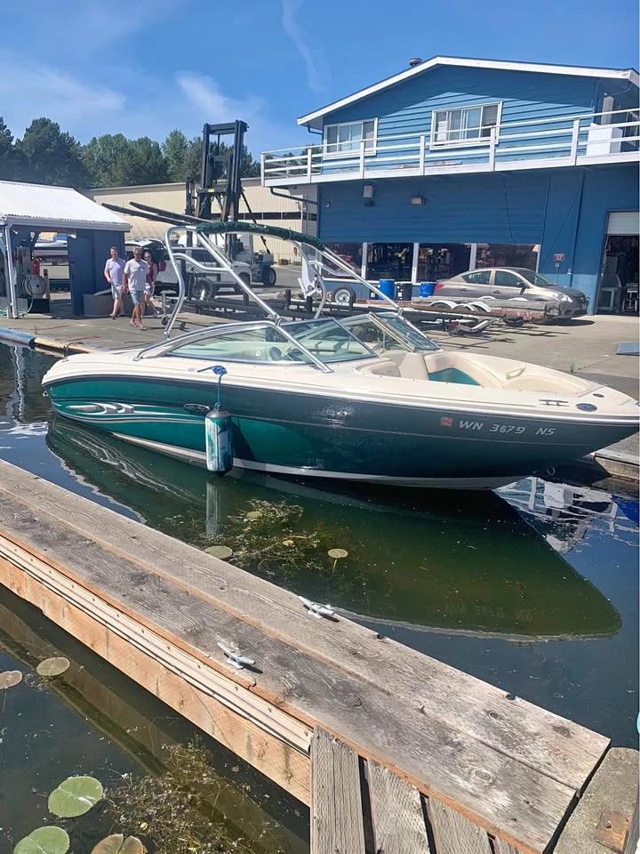 2004 Sea Ray select 200 Select