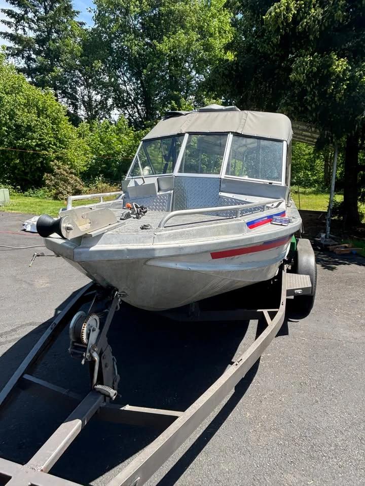 1986 Alamar runabout Jetstream