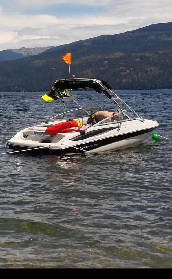 2010 Crownline boat 185 SS w Crownline 185 SS