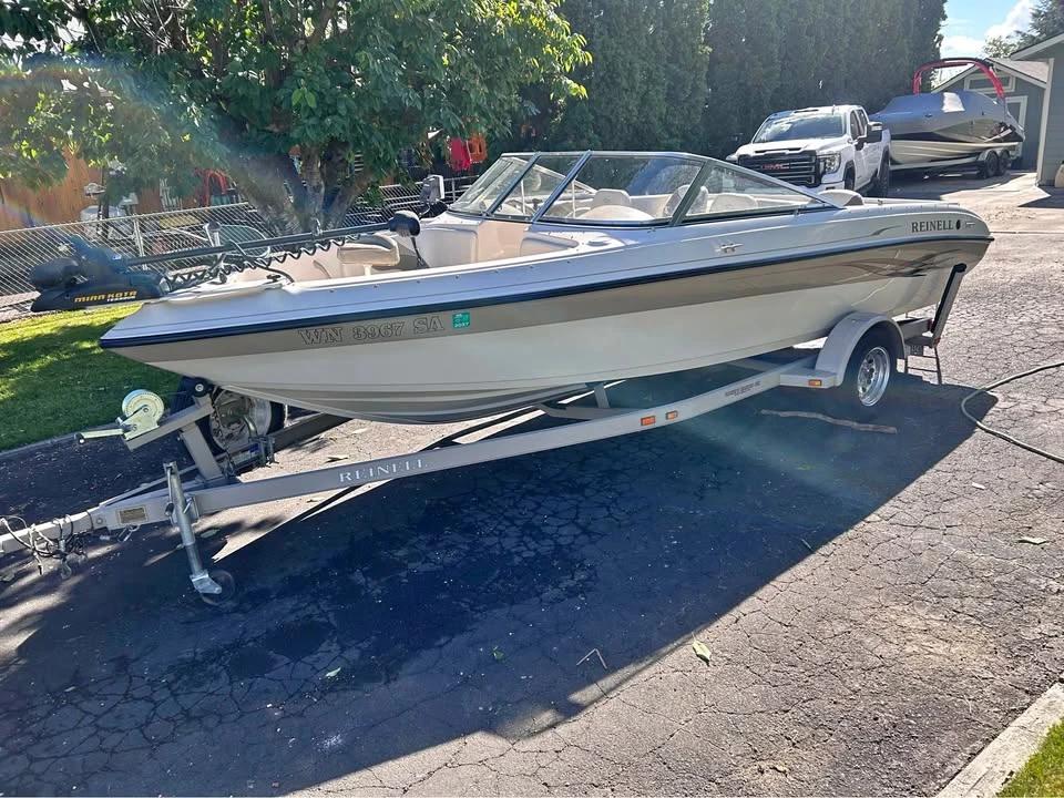 2004 2004 Reinell Boat 204 fns (fish n ski) Reinell 204 FNS