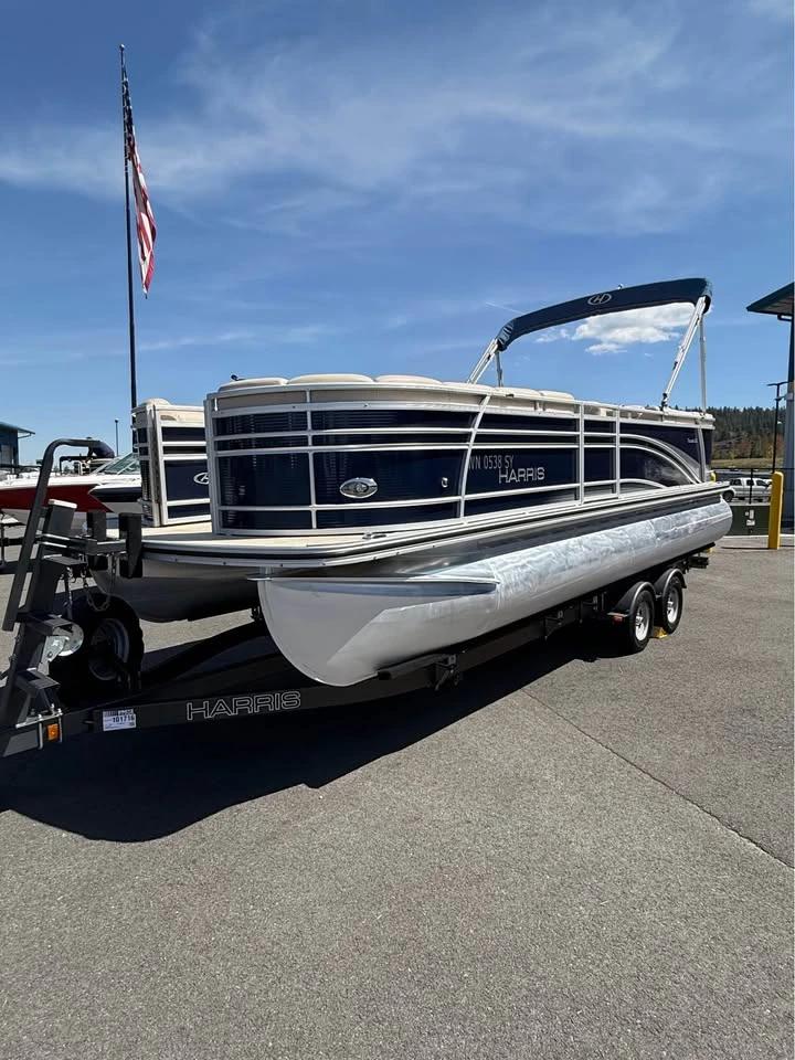 2016 Harris Sunliner 220