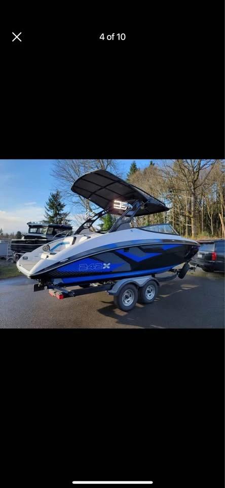 2016 Yamaha 242x