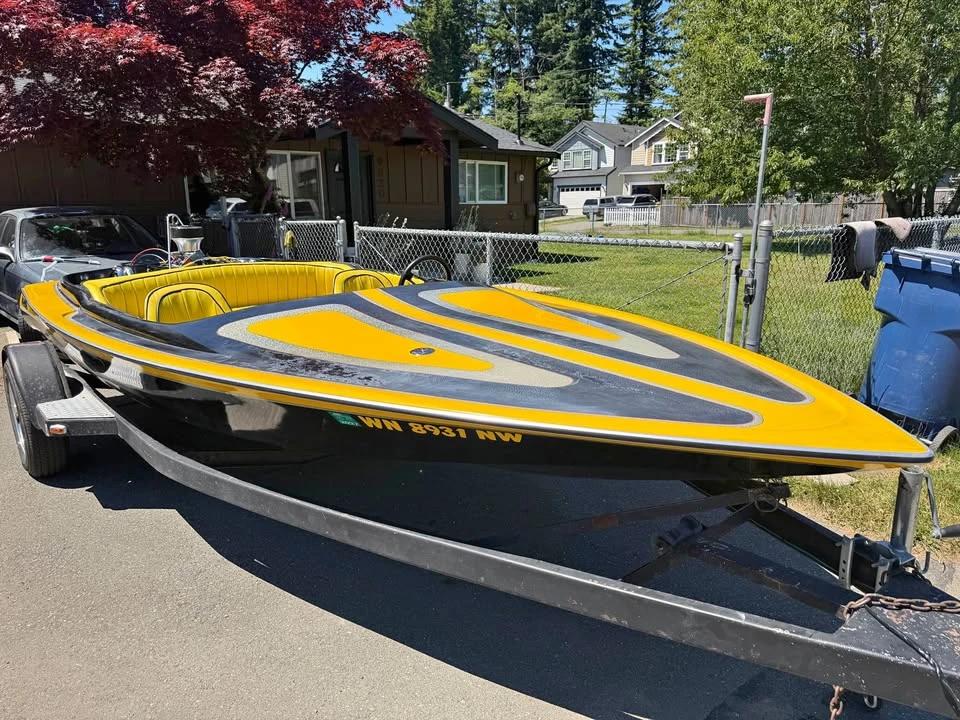 1978 WCF Jet Boat