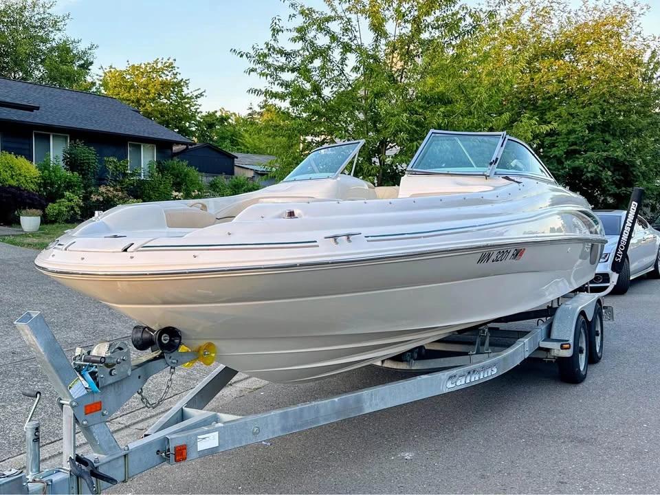 1999 Sea Ray Sundeck 210