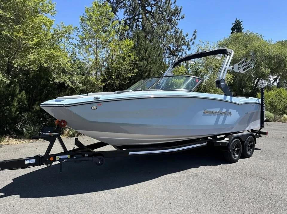 2023 MasterCraft nxt23