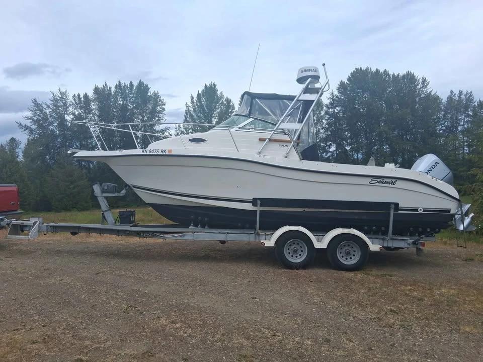 1998 seaswirl striper boat