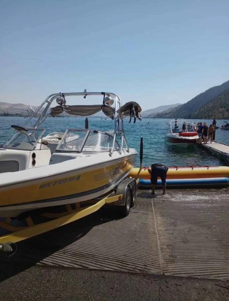 2004 Supra boat ski boats