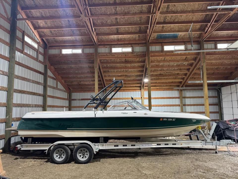 2001 Tige 2300V