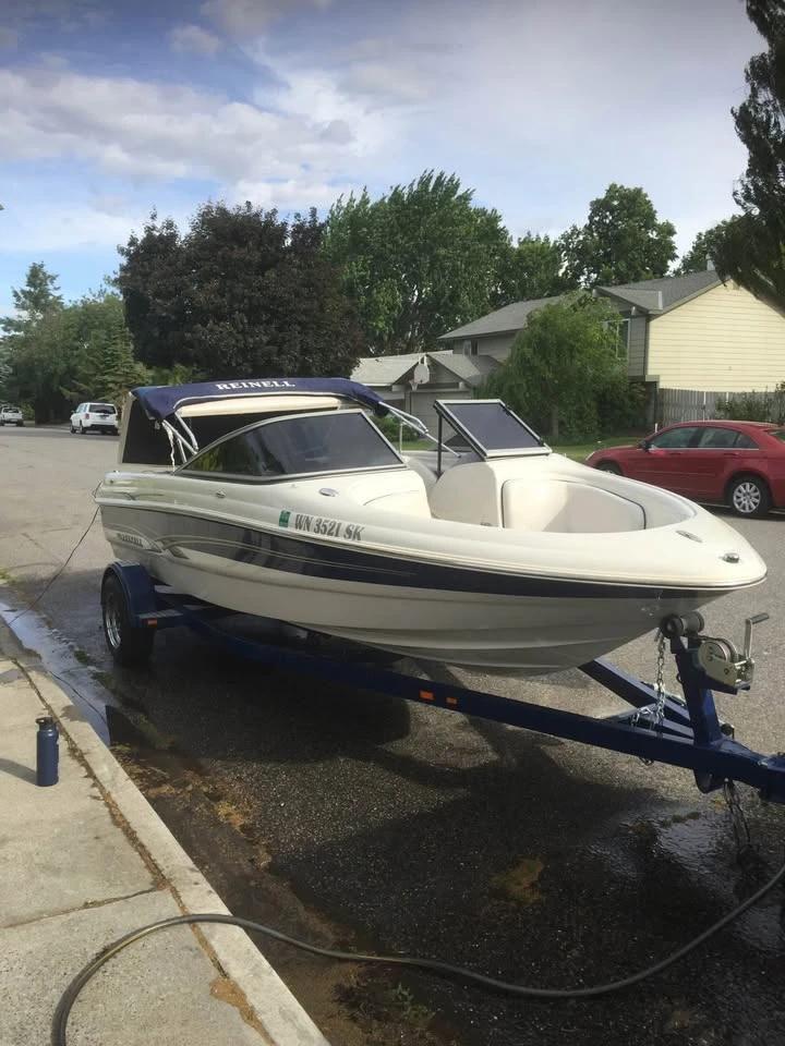 2010 Reinell 185LS