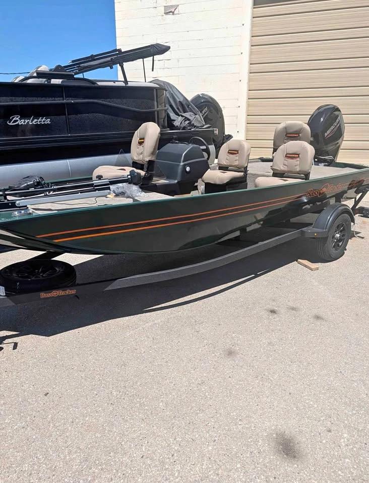2026 Tracker classic xl Classic XL