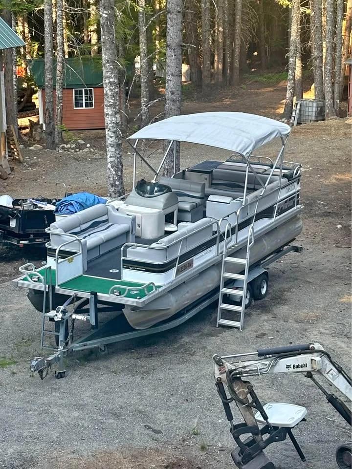 1995 Fisher Freedom repowerd boat