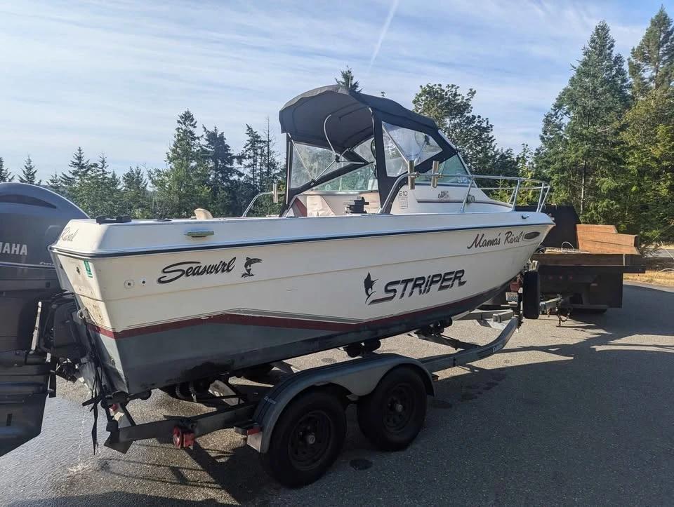 1992 Sea Swirl Striper 210 Striper 210