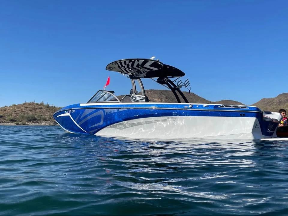 2018 Tige R23