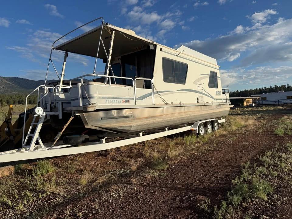 1998 MYACHT Houseboat 3508