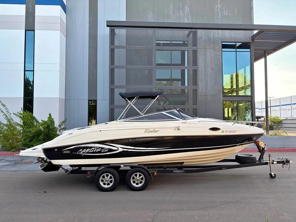 2005 Rinker 232 captiva 232 Captiva BR