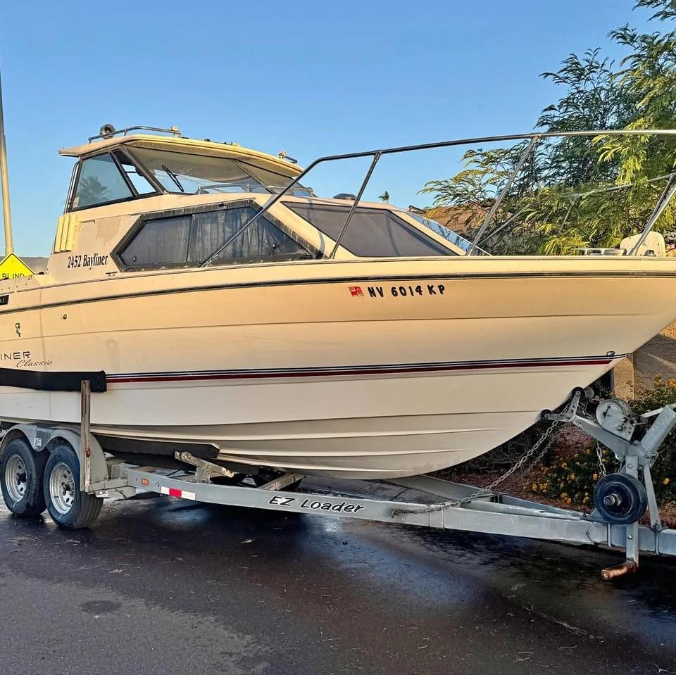 1993 Bayliner 2452 2452 Ciera Express