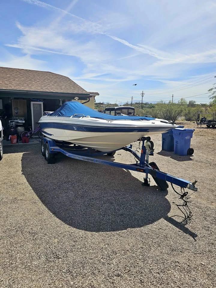 2007 Glastron ds 205 ski & fish