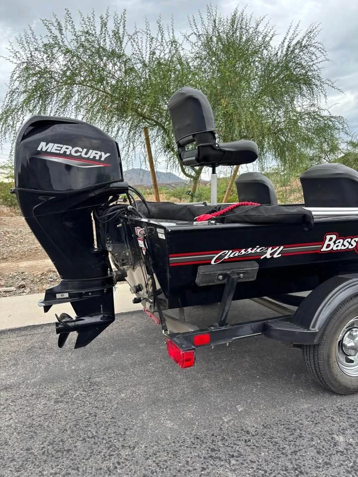 2022 BassTracker Classic XL Bass Tracker Classic XL