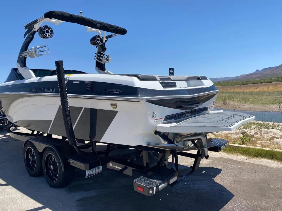 2017 Centurion ri237 ri237