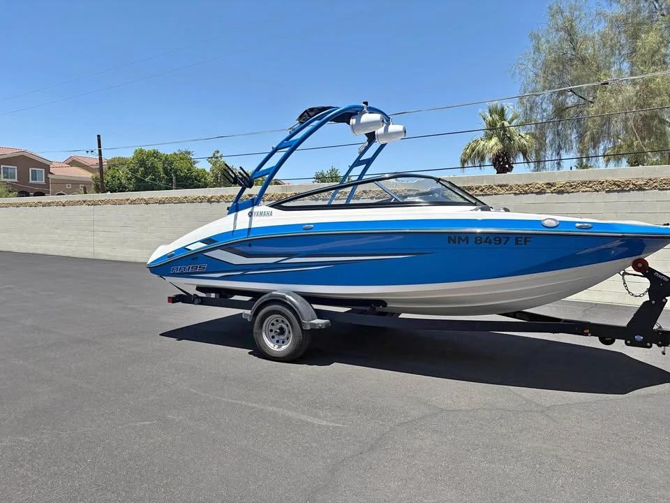 2020 Yamaha ar195